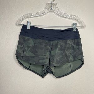 lululemon | speed shorts green camo size 4